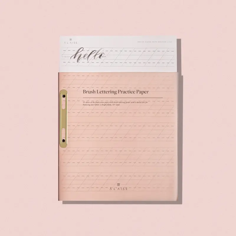 À L'aise - Calligraphy Workbook - Brush Lettering 1