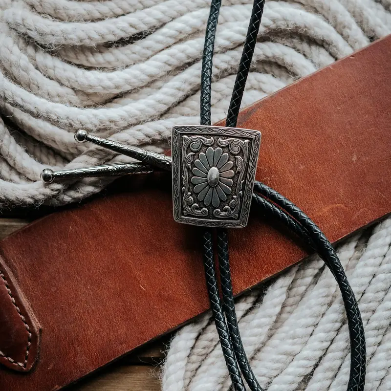 And West Iconic Southwestern Concho Bolo - Bolic04 1