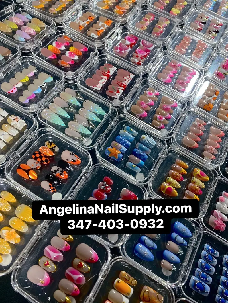 Angelina Handmade Custom Press-On | #150-#179 1