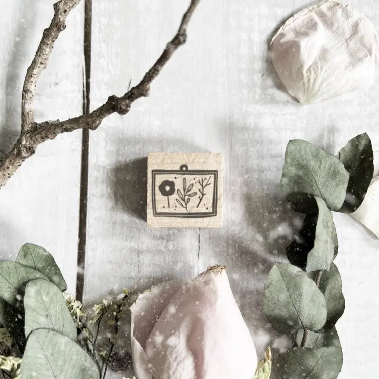 Black Milk Project - Stamp - Moments (Flower Frame) 1