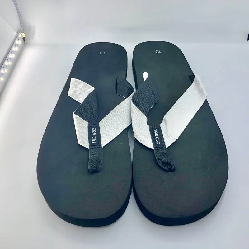 Black Slipper (Pack/10 Pairs) 1