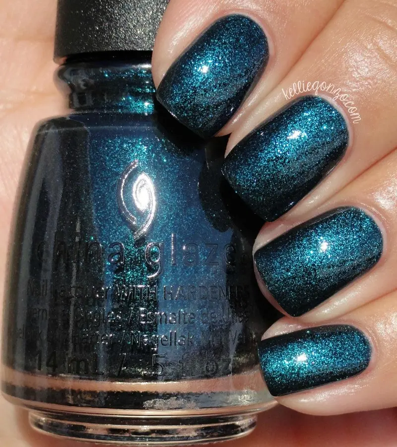 China Glaze Polish 1426 Don't Get Elfed Up 1