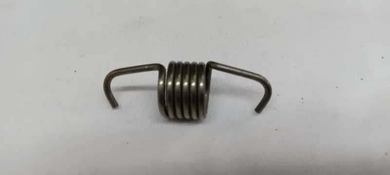 Clutch Throwout Lever Spring 1971-1974 All Amc's And 1968-1970 With Replacement Throwout Lever 1