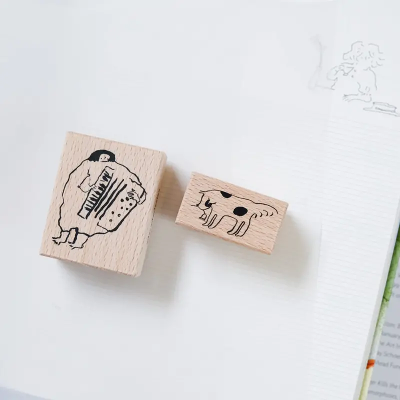 Dodolulu - Stamp Set - The Accordion And A Dog 1