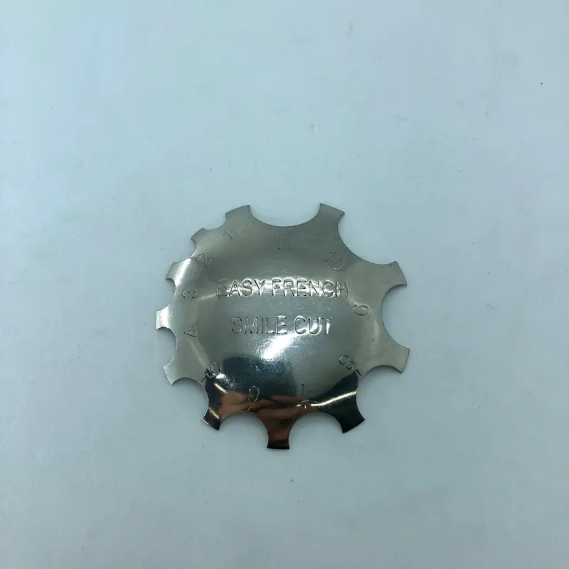 Easy French Smile Cut - Pinkycutter 1