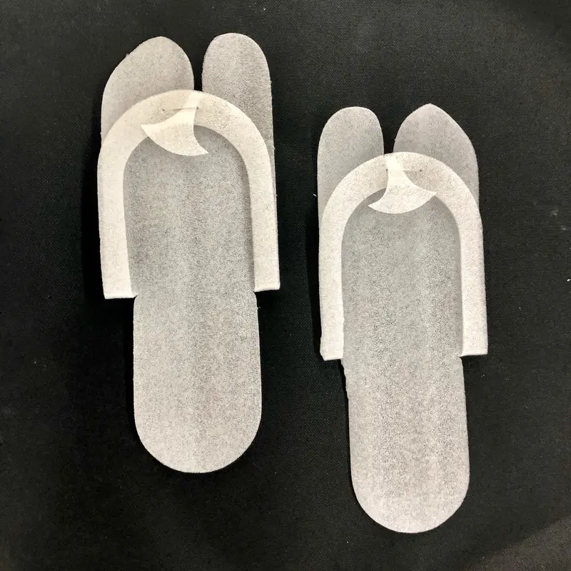 Foam Slipper -  White (Pack/12 Pairs) 1