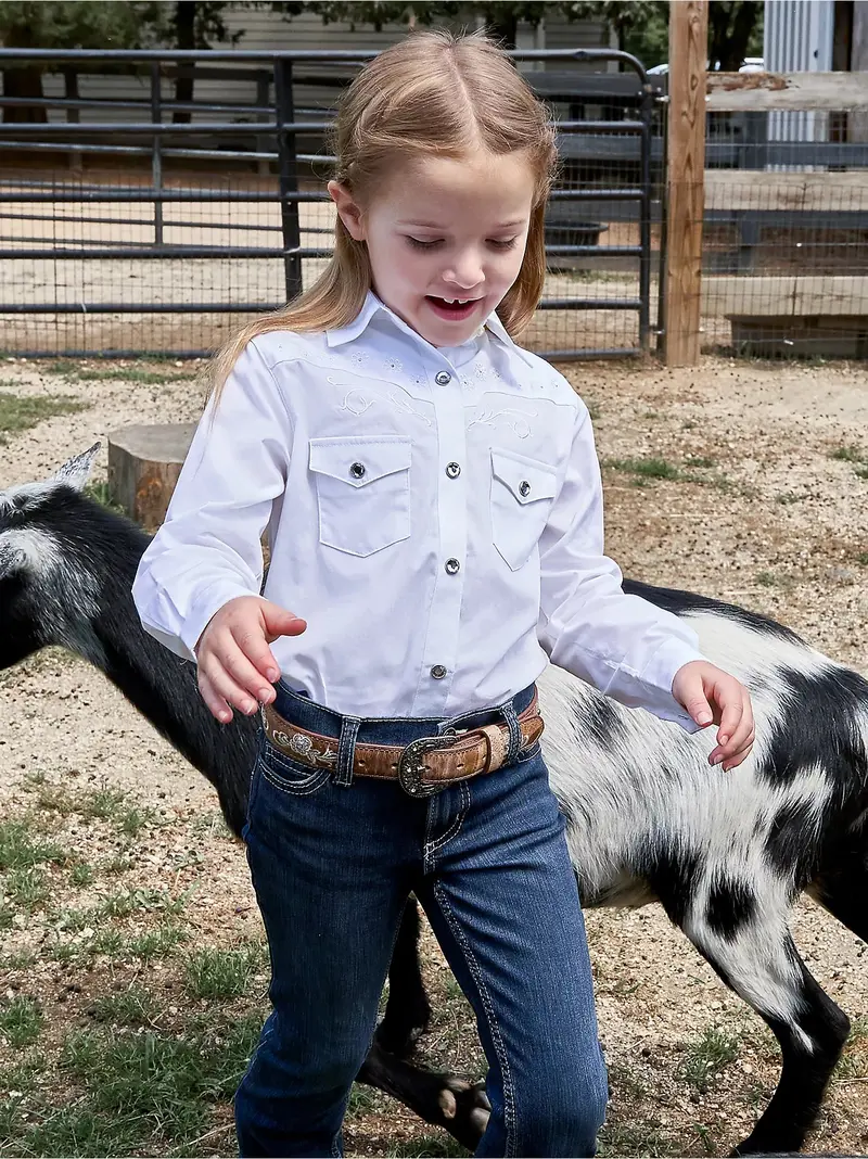 Girl's Wrangler Classic Long Sleeve Western Snap Shirt - Gw7001w 1