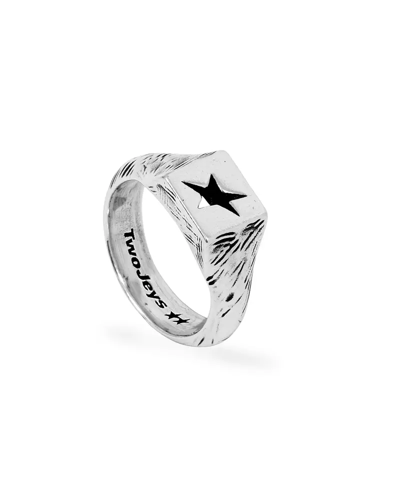 Hollow Star Ring 1