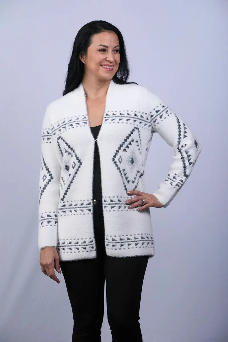 Ladies Venario Nina Short Sweater 1