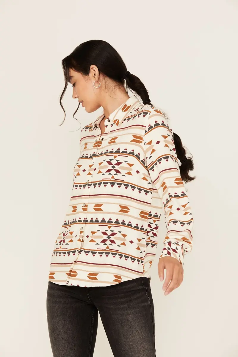 Maplegrove Featherlight Southwestern Print Long Sleeve Pearl Snap Western Shirt 1