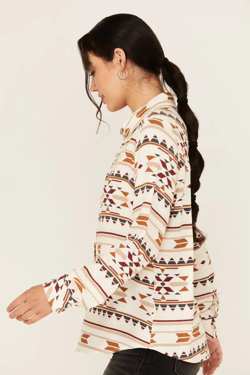 Maplegrove Featherlight Southwestern Print Long Sleeve Pearl Snap Western Shirt 2