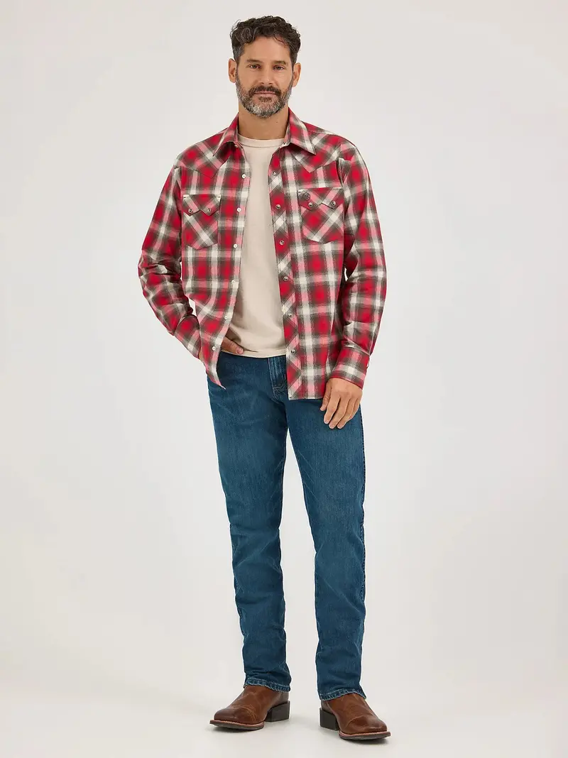 Men's Wrangler Retro® Long Sleeve Sawtooth Snap Pocket Western Shirt - 112369521 1
