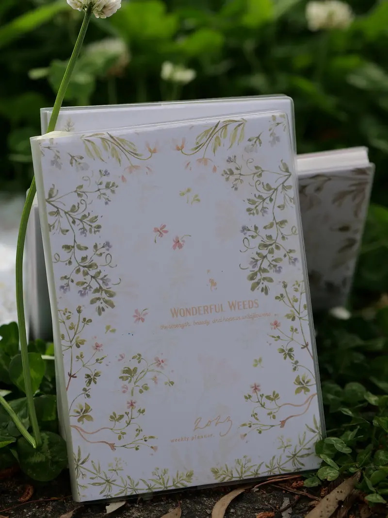 Meow Illustration - 2023 Diary - Weekly Planner - Wonderful Weeds 1