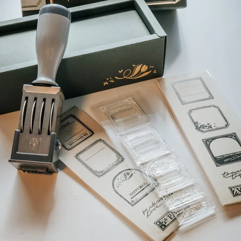 Meow Illustration - Crystal Date Stamp Set - Little Mailbox 2