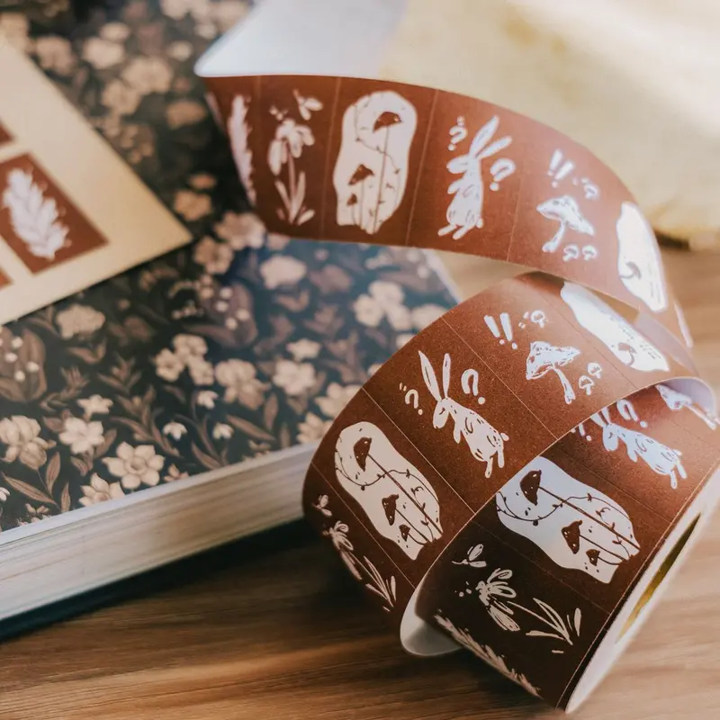 Meow Illustration - Label Sticker Roll  - Wonderland Rabbits 1