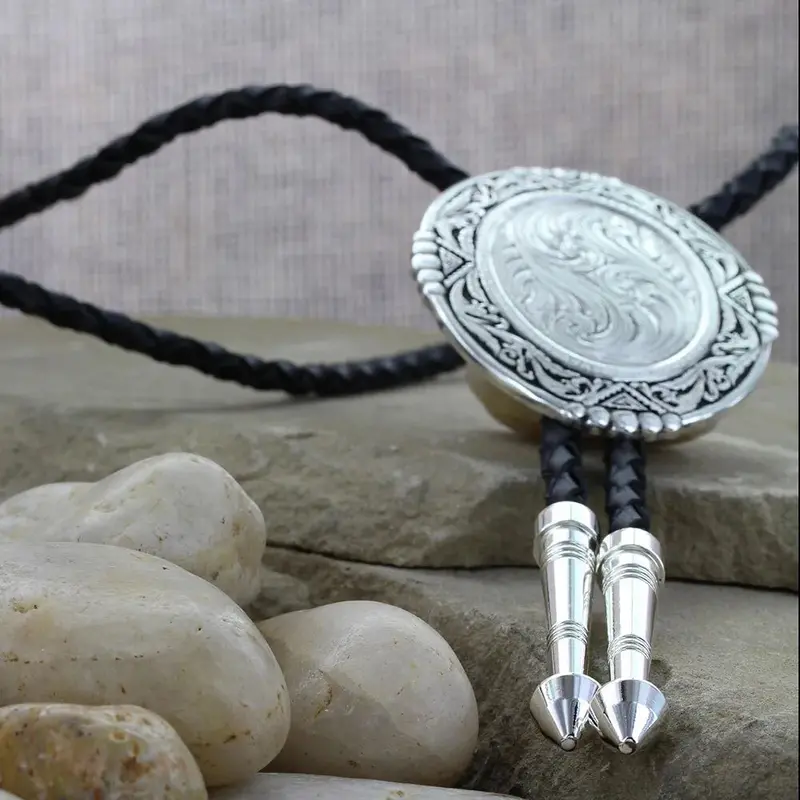 Montana Silversmiths Southwestern Rancher's Bolo Tie In Antiqued Silver - Bt46 1
