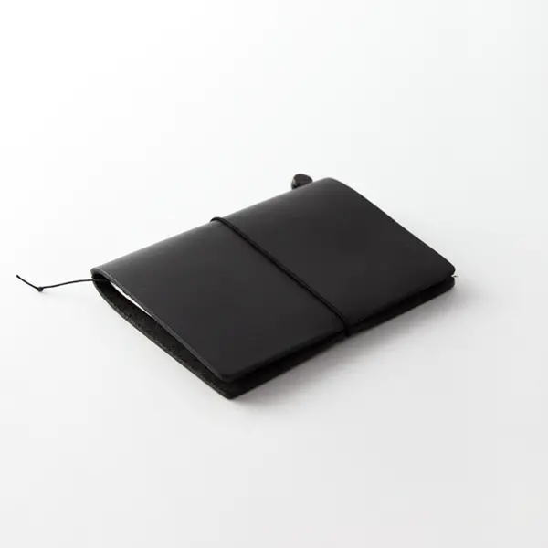 Traveler's Company - Traveler's Notebook - Passport - Black 1