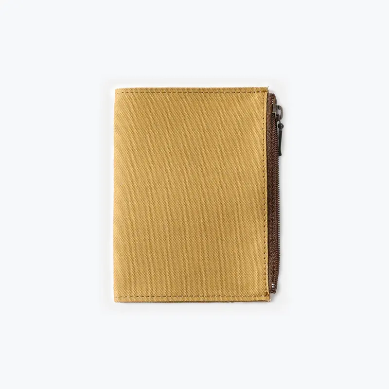Traveler's Company - Zipper Case - Passport - Beige 1
