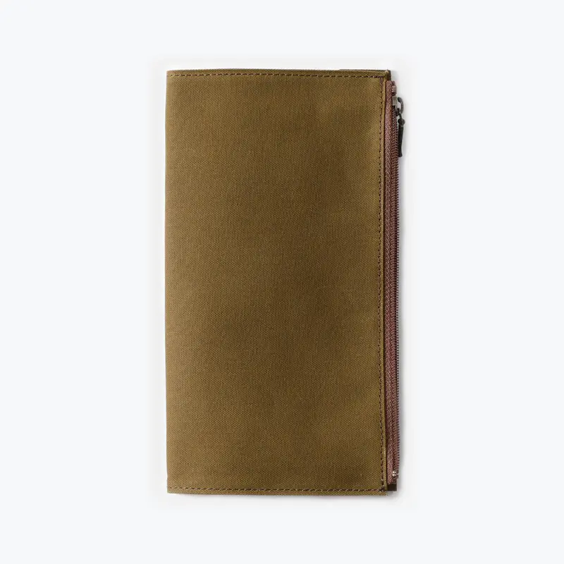 Traveler's Company - Zipper Case - Regular - Olive 1