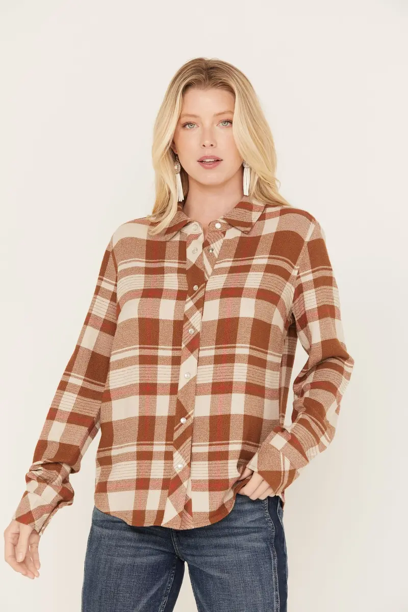 Woodlands Feather Light Plaid Western Top 7